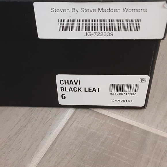 NIB Steve Madden Chavi Ankle Boots size 6 - Picture 8 of 8